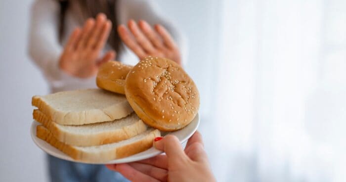 Potravinová intolerance je reakce organismu na určité potraviny. Nejde o imunitní reakci, ale nesnášenlivost vůči některým látkám v potravinách. Potravinová intolerance je důsledkem nedostatku trávicích enzymů, které produkuje trávicí soustava a žlázy s vnitřní sekrecí jako například sliny, žaludeční šťávy a žluč.