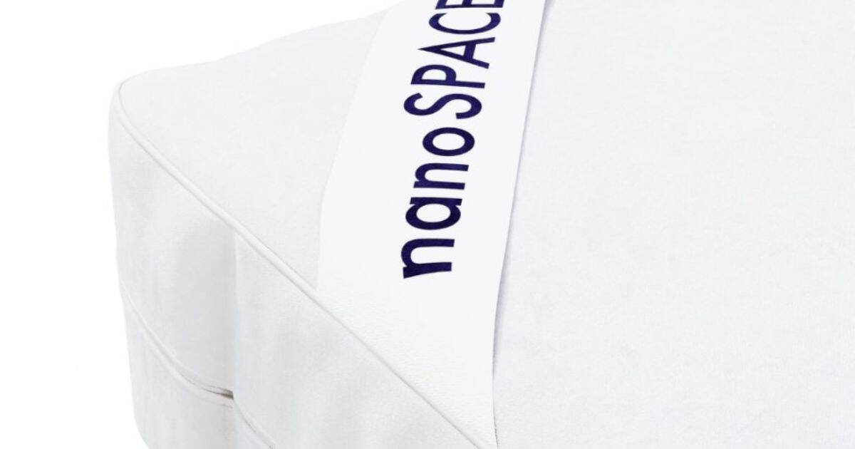 Protiroztočový povlak na matraci od nanoSPACE má podobu vícevrstvé textilie s nanovlákennou membránou uvnitř.