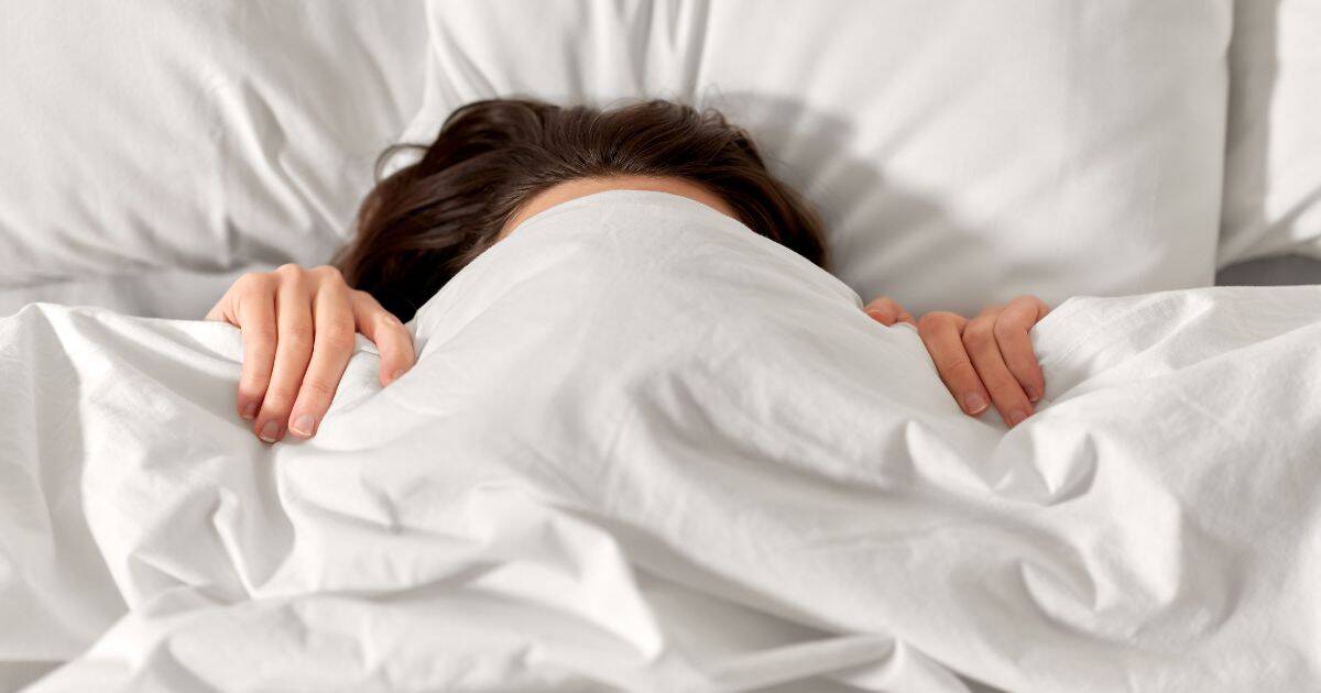 Po letech zkoumání různých možností a materiálů jsme narazili na řešení, které skutečně funguje – nanovlákenné přikrývky. Tato moderní technologie představuje revoluci v ochraně před roztoči a jejich alergeny.